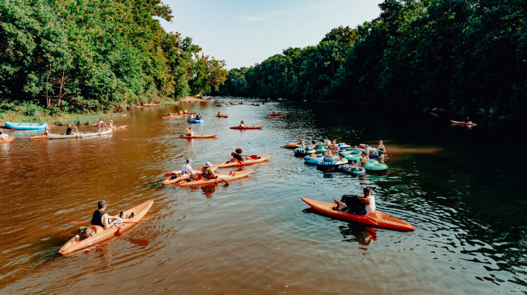 floating-river-kayaks