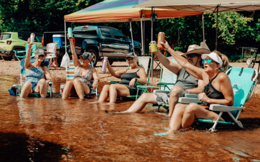 fun-camping-river-relaxing